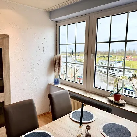 Apartment Kutterblick, Zentrale Lage Mitten Im Hafen Fuer Vier Personen, Hund Willkommen! *